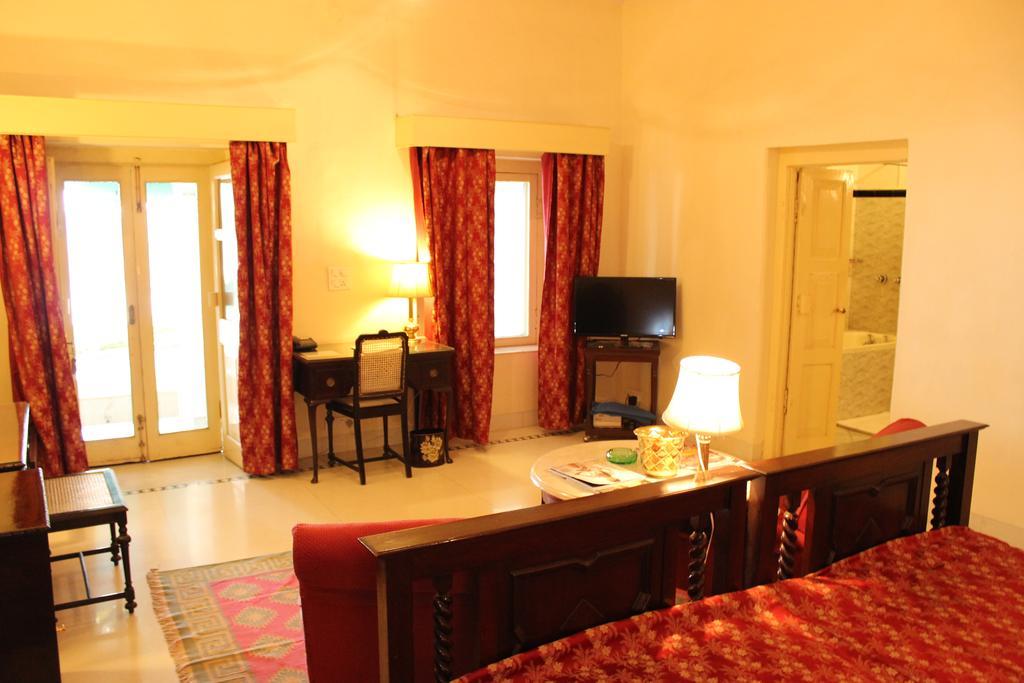Brijraj Bhawan Palace Hotel コーター エクステリア 写真